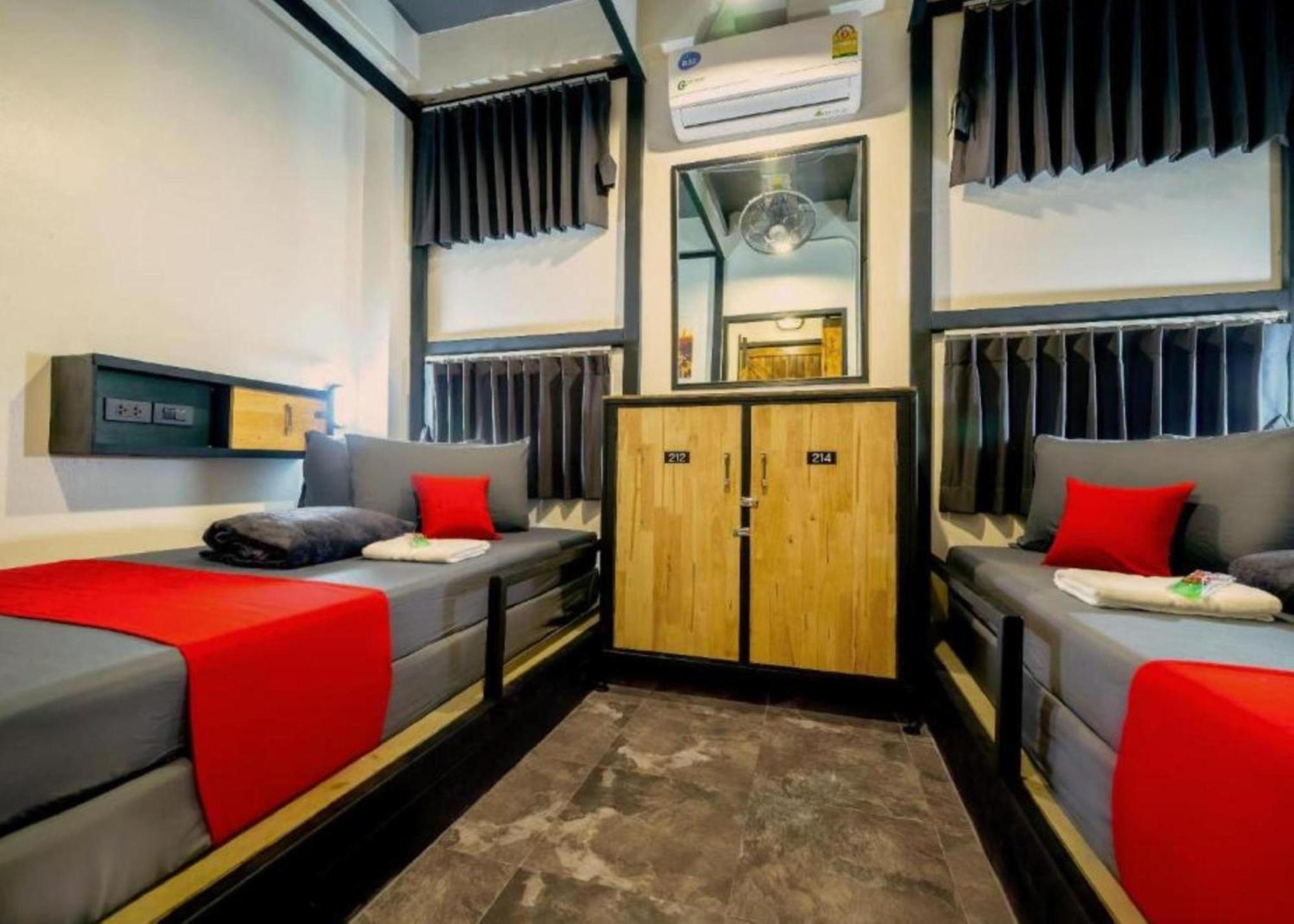 Episode 11 Hostel Sukhumvit Bangkok Eksteriør bilde