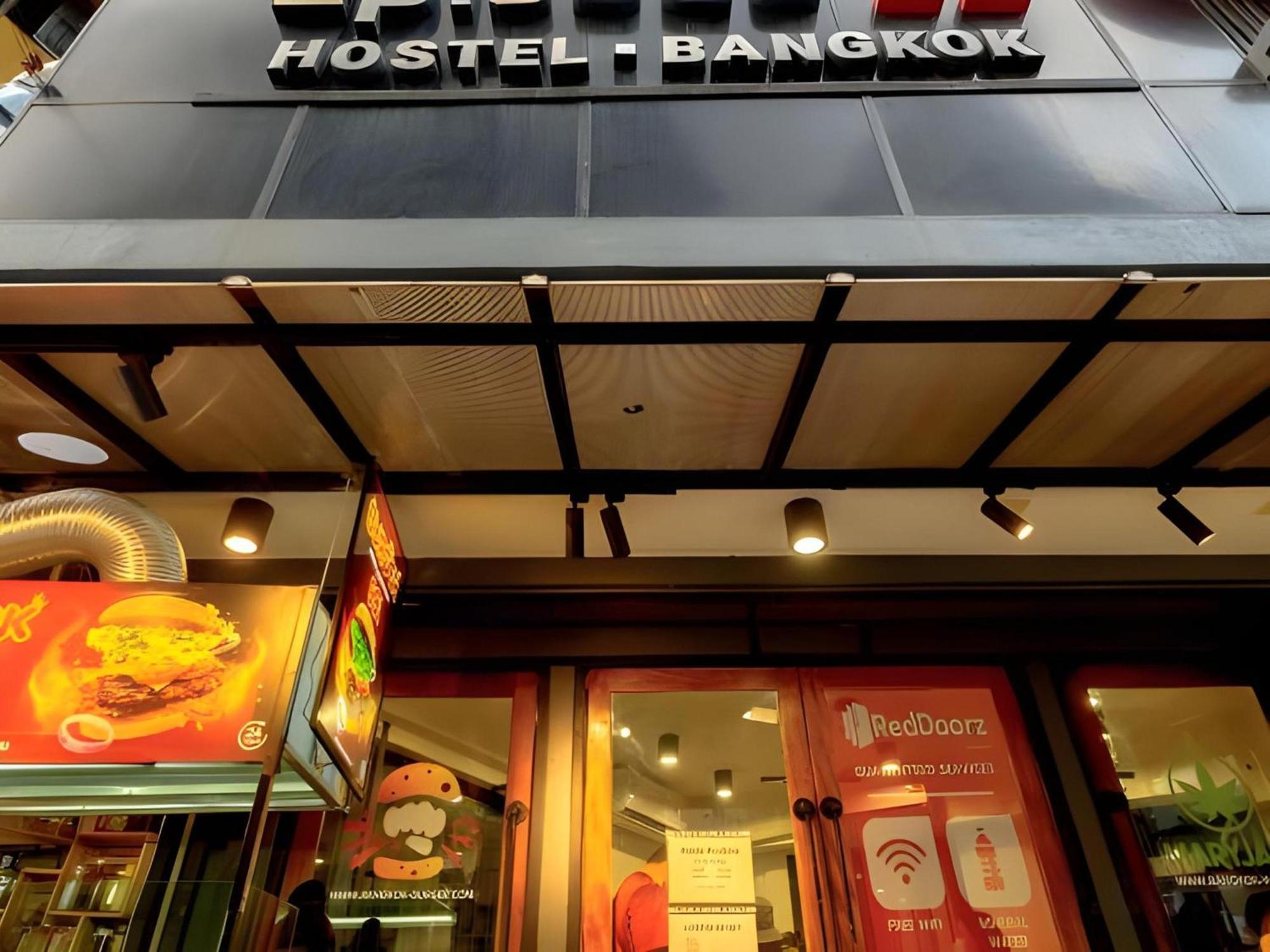 Episode 11 Hostel Sukhumvit Bangkok Eksteriør bilde